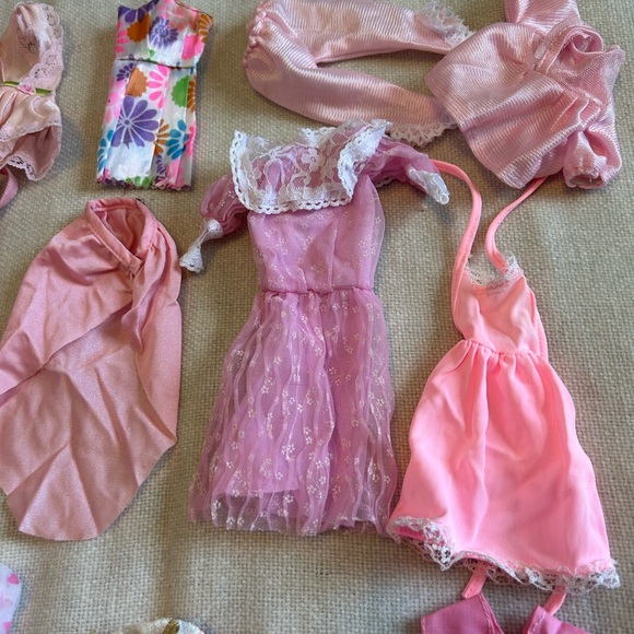 Barbie pink clothing lot - Picture 3 of 12
